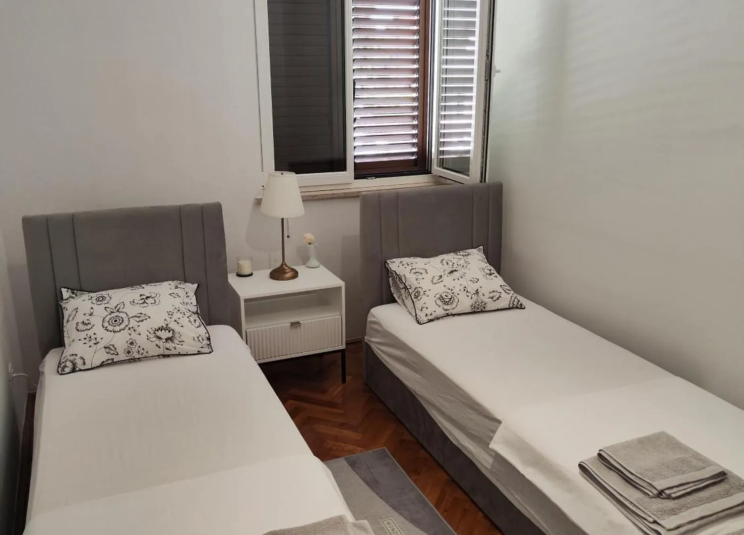 Apartman Nilema روفينج شقة